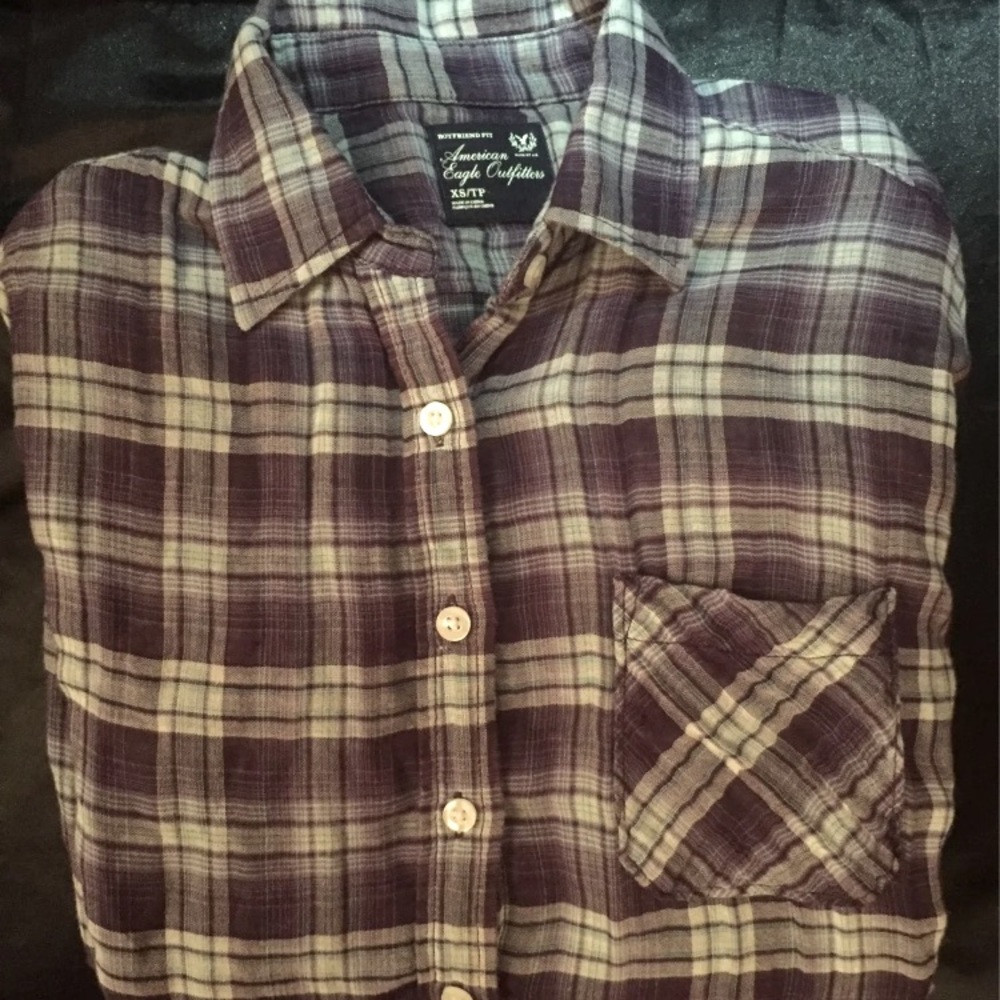 Purlple plaid long sleeve button up